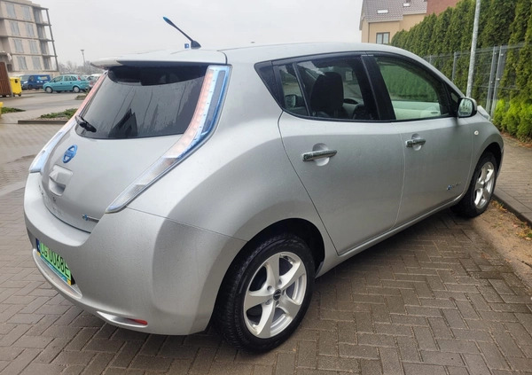 Nissan Leaf cena 28900 przebieg: 93723, rok produkcji 2012 z Działoszyn małe 379